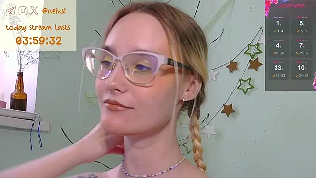 Snapshot of ixsi chatting on 07.25.26 ixsi online show from 07.25.26