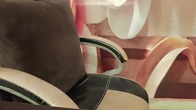 Snapshot of FRIENDFORFUN chatting on 09.12.25 FRIENDFORFUN online show from 09.12.25