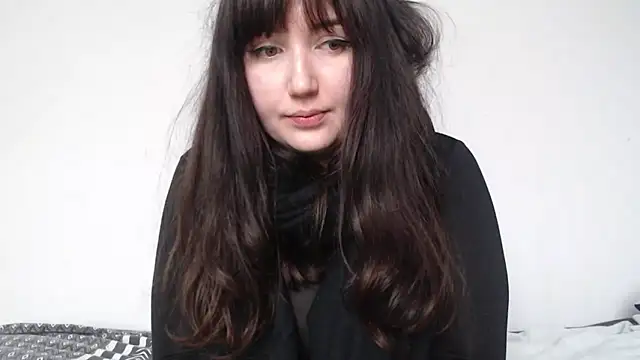 Lynylou online show from 03.07.26