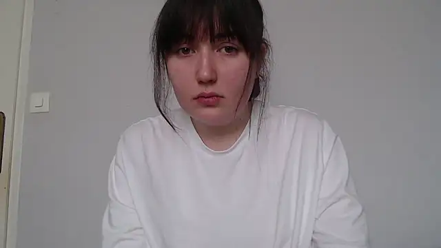 Snapshot of Lynylou chatting on 03.10.26 Lynylou online show from 03.10.26