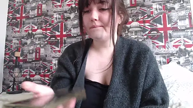 Snapshot of Lynylou chatting on 03.22.26 Lynylou online show from 03.22.26