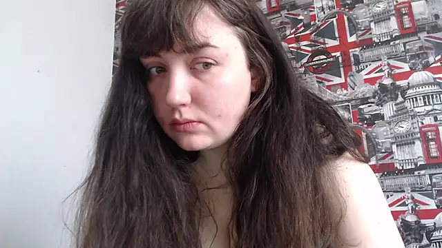 Snapshot of Lynylou chatting on 04.15.26 Lynylou online show from 04.15.26