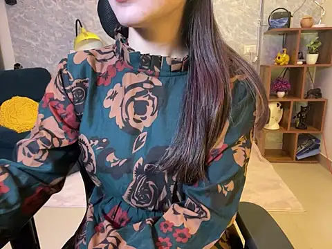 Snapshot of MidnightFlame chatting on 02.02.25 MidnightFlame online show from 02.02.25