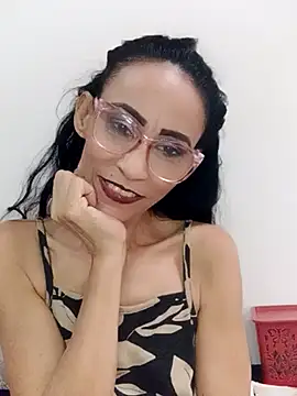 Snapshot of BarbaraMature chatting on 04.17.26 BarbaraMature online show from 04.17.26