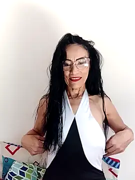 Snapshot of BarbaraMature chatting on 04.27.26 BarbaraMature online show from 04.27.26