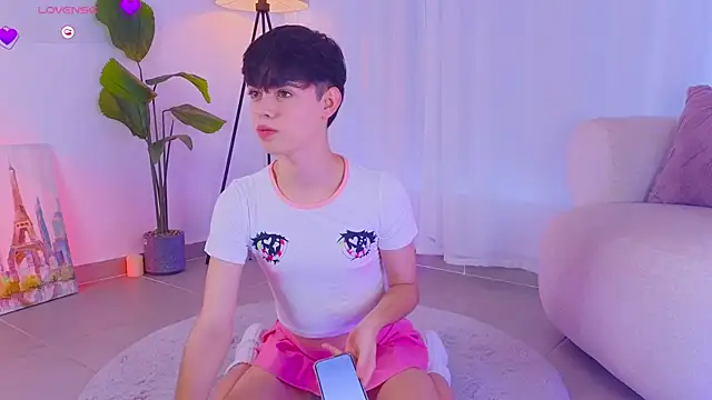 Snapshot of sebbyrose chatting on 09.24.25 sebbyrose online show from 09.24.25