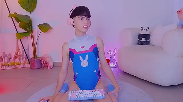 Snapshot of sebbyrose chatting on 10.01.25 sebbyrose online show from 10.01.25