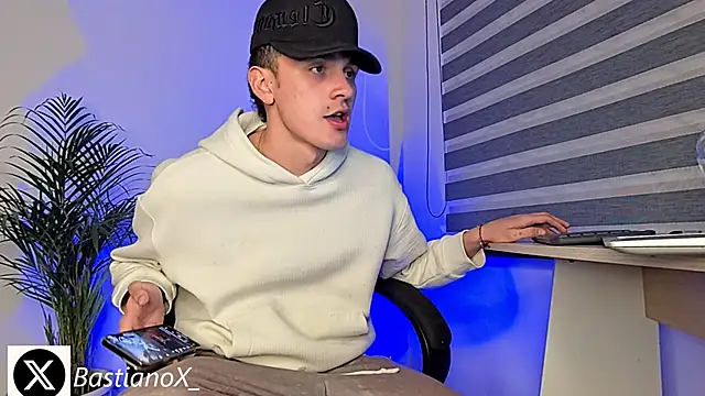 Snapshot of bastia_noooo chatting on 10.16.25 bastia noooo online show from 10.16.25