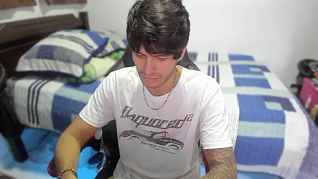 justin stark7 online show from 12.02.24