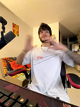 justin stark7 online show from 09.09.25