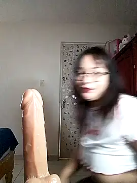 Angiee2001 online show from 01.17.25