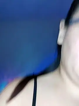 Angiee2001 online show from 03.15.25