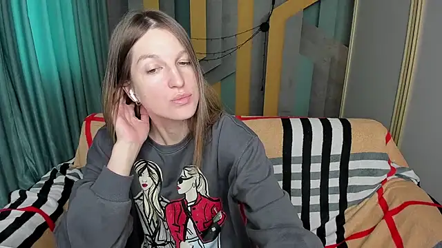EmilyWalkeri online show from 11.18.25