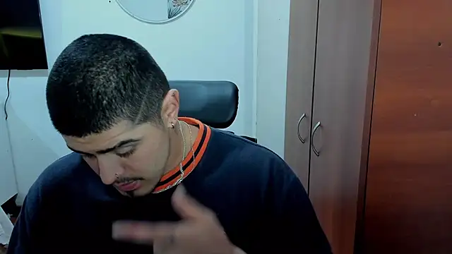 Snapshot of Baltazar_Dupont chatting on 10.30.25 Baltazar Dupont online show from 10.30.25