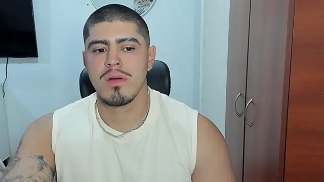 Snapshot of Baltazar_Dupont chatting on 11.06.25 Baltazar Dupont online show from 11.06.25