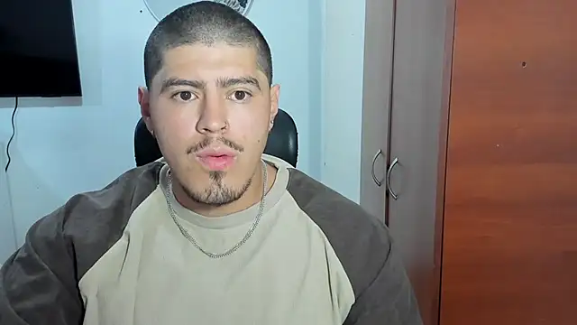 Snapshot of Baltazar_Dupont chatting on 01.06.26 Baltazar Dupont online show from 01.06.26