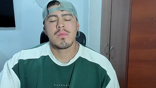 Snapshot of Baltazar_Dupont chatting on 01.17.26 Baltazar Dupont online show from 01.17.26