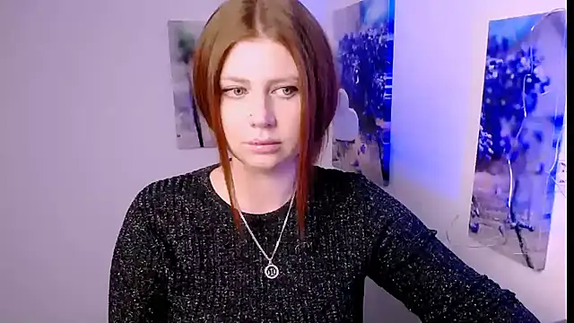 Snapshot of Lizzy_Love chatting on 01.12.26 Lizzy Love online show from 01.12.26