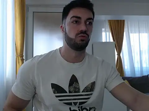 Snapshot of GoldenMark chatting on 01.14.25 GoldenMark online show from 01.14.25