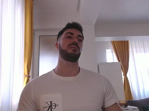 Snapshot of GoldenMark chatting on 02.10.25 GoldenMark online show from 02.10.25