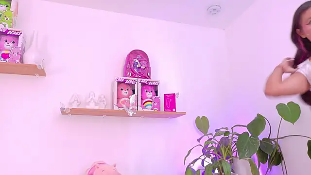 emily bank online show from 03.24.26