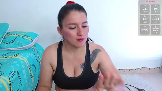 Emelyross  online show from 03.25.26