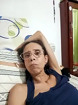 Snapshot of JuanitaDelMar chatting on 11.18.25 JuanitaDelMar online show from 11.18.25