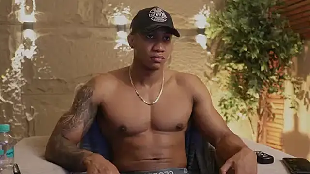 Logan Varela online show from 11.15.25