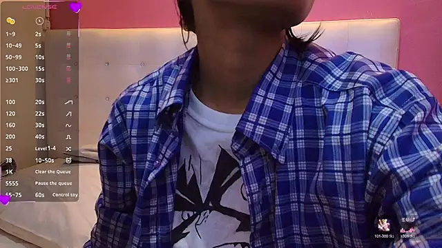 Snapshot of yourcuteneighbourr chatting on 02.06.25 yourcuteneighbourr online show from 02.06.25