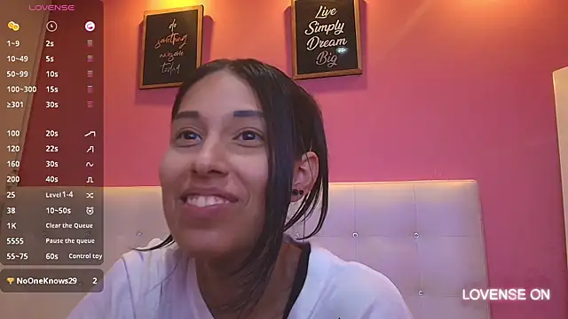 Snapshot of yourcuteneighbourr chatting on 02.08.25 yourcuteneighbourr online show from 02.08.25