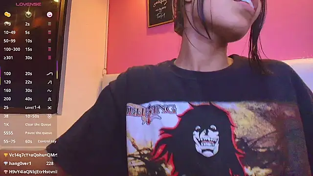 Snapshot of yourcuteneighbourr chatting on 02.12.25 yourcuteneighbourr online show from 02.12.25