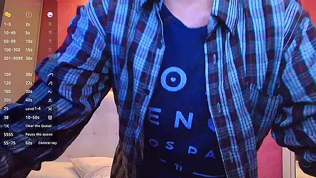 Snapshot of yourcuteneighbourr chatting on 02.21.25 yourcuteneighbourr online show from 02.21.25