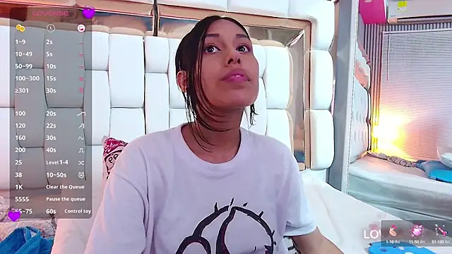 Snapshot of yourcuteneighbourr chatting on 03.07.25 yourcuteneighbourr online show from 03.07.25