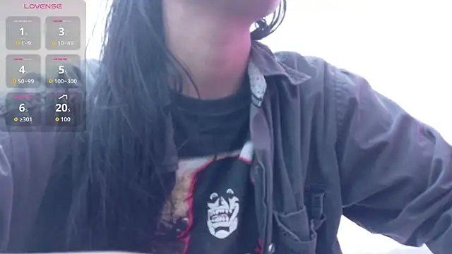 Snapshot of yourcuteneighbourr chatting on 11.11.25 yourcuteneighbourr online show from 11.11.25