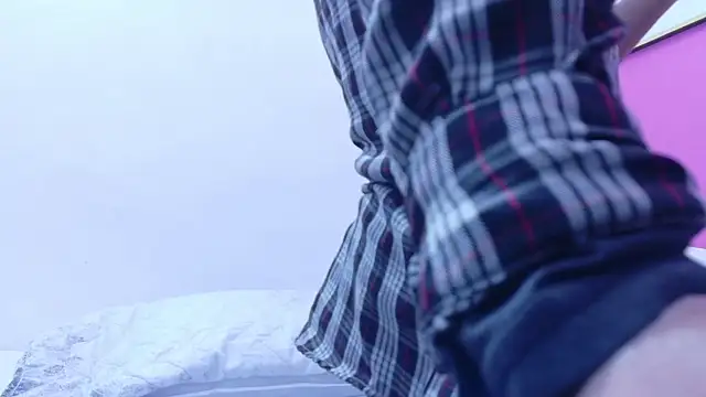 Snapshot of yourcuteneighbourr chatting on 12.23.25 yourcuteneighbourr online show from 12.23.25