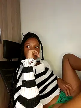 C-yoyo online show from 01.19.25