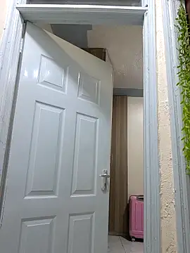 C-yoyo online show from 02.14.25