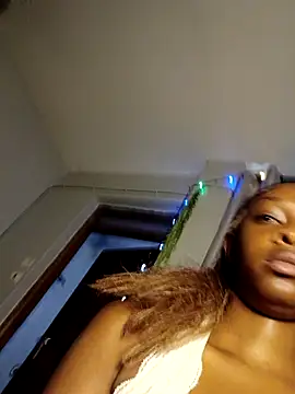 C-yoyo online show from 01.12.26