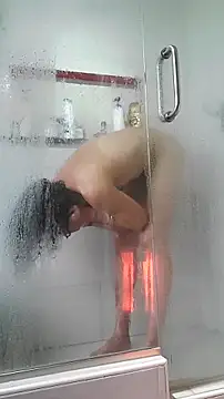 gurlnips online show from 11.27.25