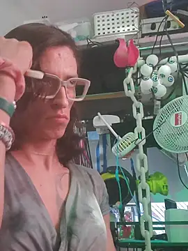 gurlnips online show from 01.08.26