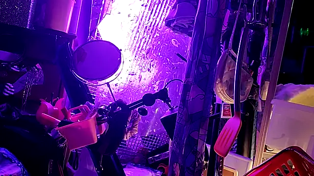 Snapshot of gurlnips chatting on 03.11.26 gurlnips online show from 03.11.26