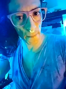 Snapshot of gurlnips chatting on 03.12.26 gurlnips online show from 03.12.26