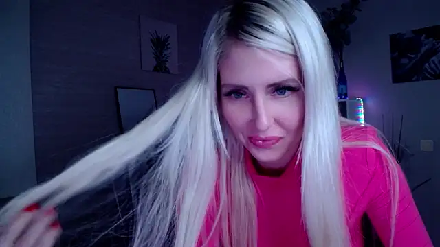 Snapshot of Mermaid_N chatting on 12.07.24 Mermaid N online show from 12.07.24