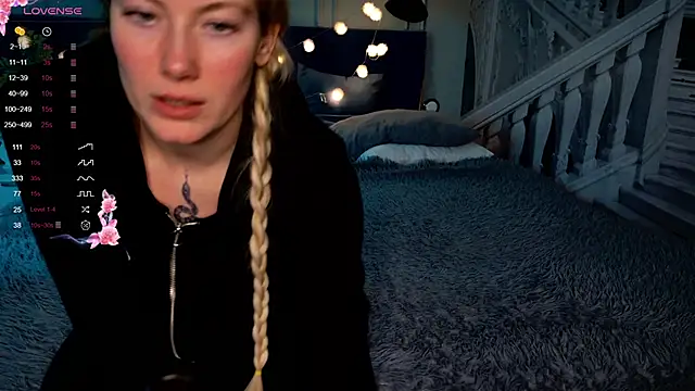 Liv Fay online show from 03.05.25