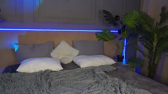 Liv Fay online show from 03.15.25