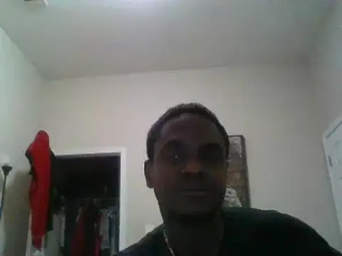 Snapshot of Hugedick0071 chatting on 12.11.24 Hugedick0071 online show from 12.11.24