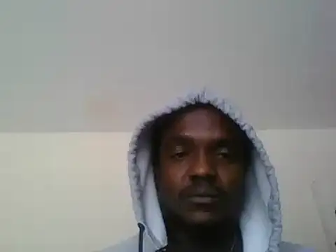 Snapshot of Hugedick0071 chatting on 12.18.24 Hugedick0071 online show from 12.18.24