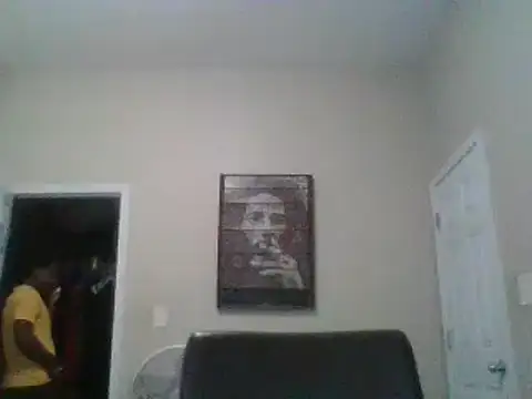Snapshot of Hugedick0071 chatting on 12.19.24 Hugedick0071 online show from 12.19.24