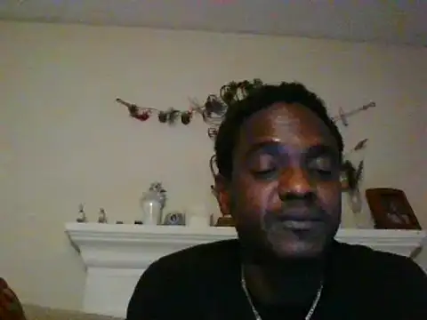 Snapshot of Hugedick0071 chatting on 01.14.25 Hugedick0071 online show from 01.14.25