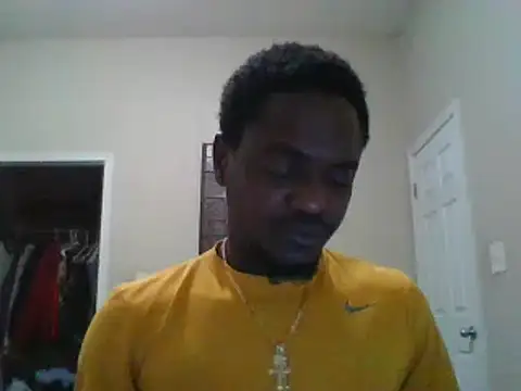 Snapshot of Hugedick0071 chatting on 01.17.25 Hugedick0071 online show from 01.17.25